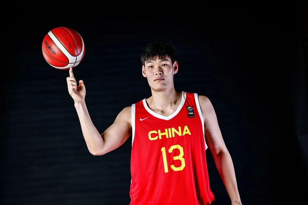 福建男篮雄心勃勃，冲刺胜利的简单介绍